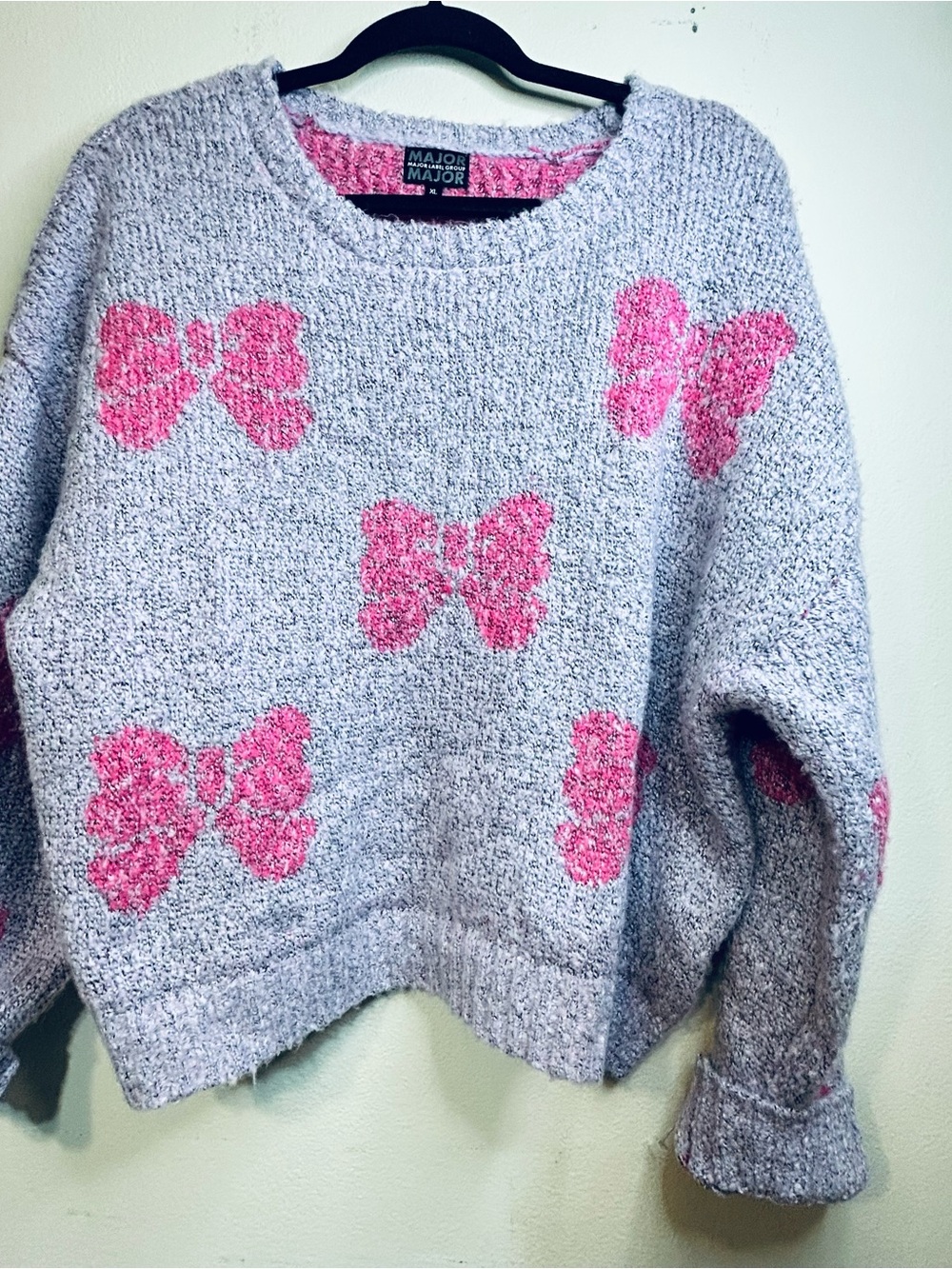Major Major XL Women's Gray Sweater with Pink Bow Pattern